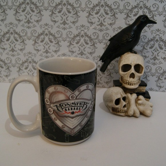 '06 Monster Garage Mug Cup The Discovery Channel Heart Microwave Dishwasher Safe - Picture 2 of 5
